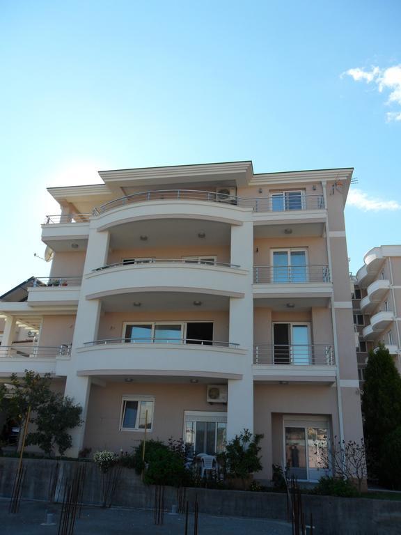 Apartment Petrovic Ulcinj Exterior foto