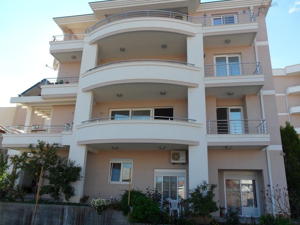 Apartment Petrovic Ulcinj Exterior foto